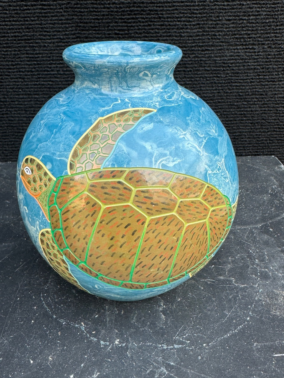 Medium Single Turtle Vessel - V